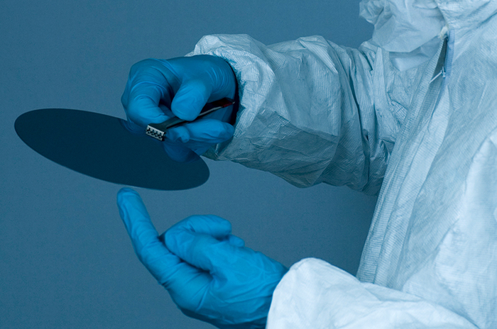 Destroy hydrogen peroxide with precision